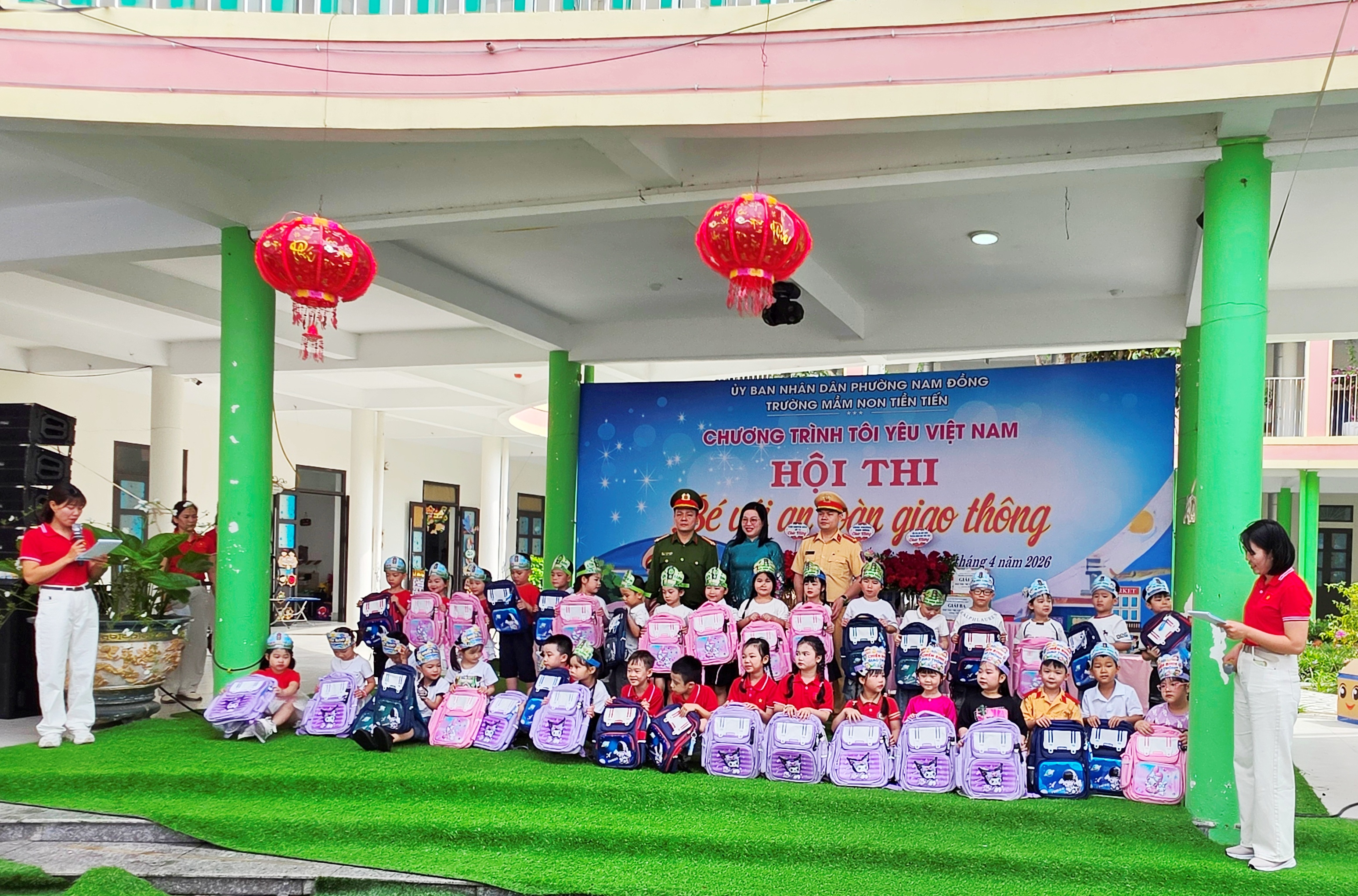 Sôi nổi hội thi “Bé với an toàn giao thông” tại Trường Mầm non Tiền Tiến (phường Nam Đồng)